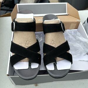 Dansko Aubree Nubuck sandals